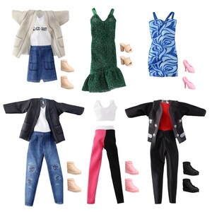 Mattel Barbie® Fashion Pack of Doll Clothes and Accessories, 1 ct