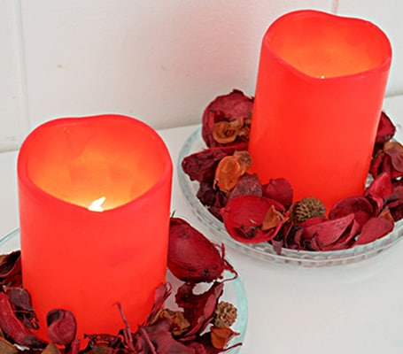 Silver Sparkle Wedding Table Centerpiece Idea