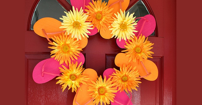 Flip flop clearance door wreath