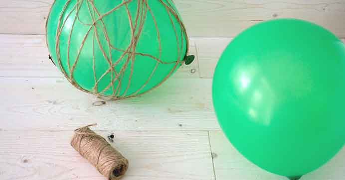 Twine Art Orbs: Balloons, Twine, Glue, Go DIY! – Odds & Hens : Ramblings.  Creations.
