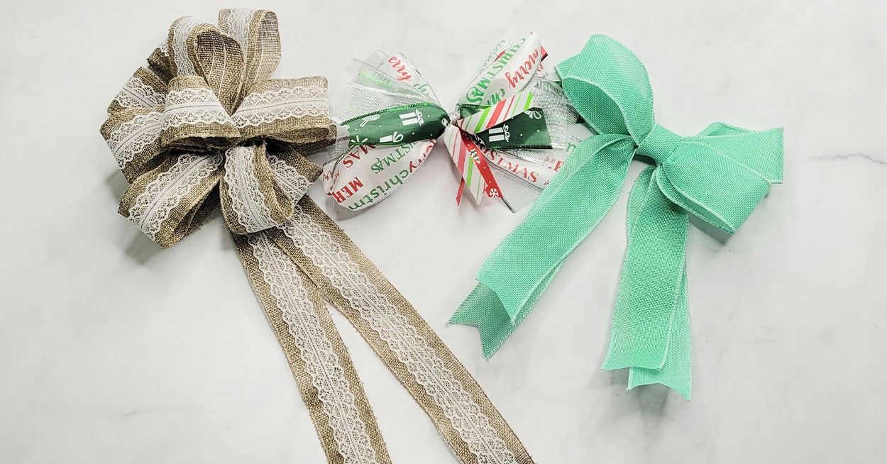 How to Tie a Ribbon: Big & lovely four loop bow on a gift card package or  gift box -Holiday version- 