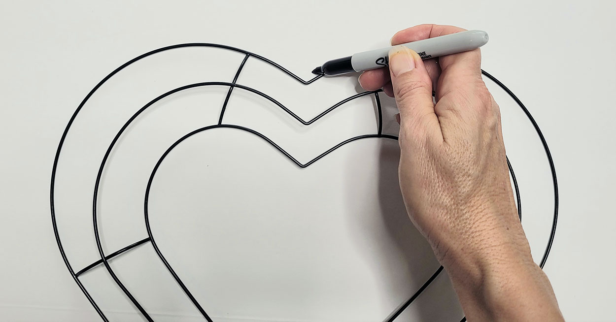 DIY Craft Valentine's Day Puzzle Décor